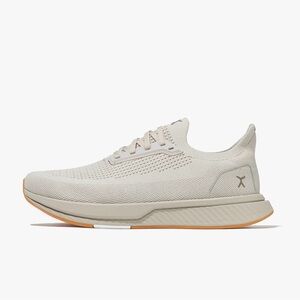 Flux Adapt Runner sneaker in color Sand